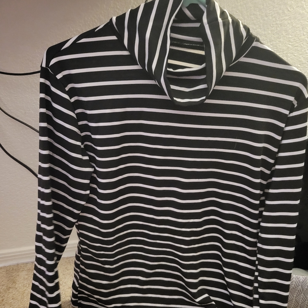 Stripe long sleeve turtle neck